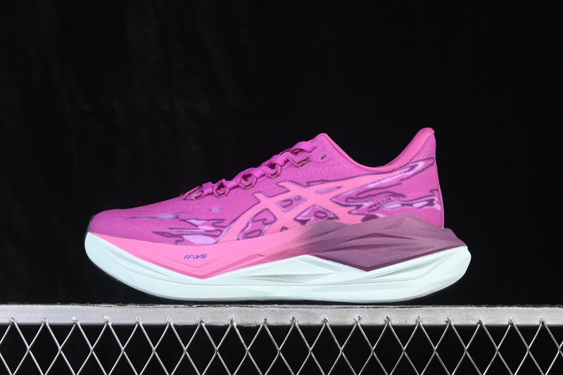 TÊNIS ASICS - SUPERBLAST 3